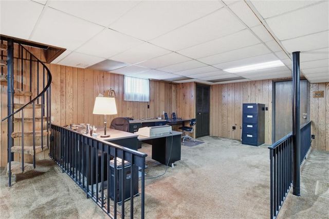 3300 S Phelps Road, Independence, MO 64055