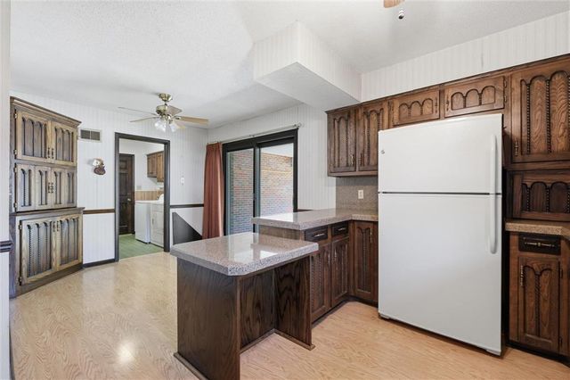 3300 S Phelps Road, Independence, MO 64055