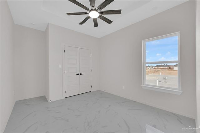 5709 N Gira Del Sol Street, Edinburg, TX 78542