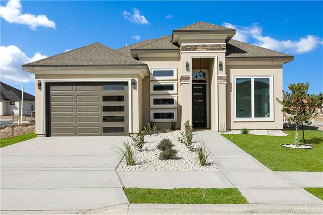 5709 N Gira Del Sol Street, Edinburg, TX 78542