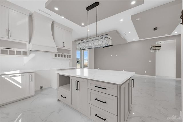 5709 N Gira Del Sol Street, Edinburg, TX 78542