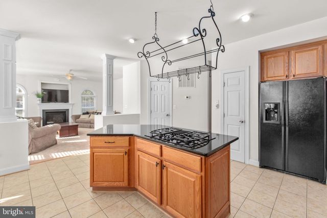 425 GENTLE BREEZE CIR, Fredericksburg, VA 22406