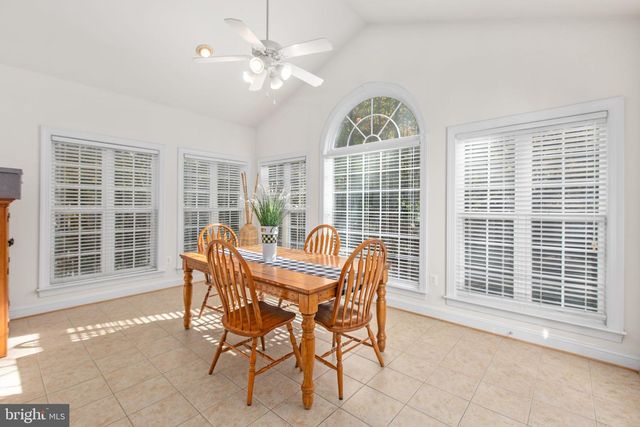 425 GENTLE BREEZE CIR, Fredericksburg, VA 22406