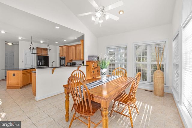 425 GENTLE BREEZE CIR, Fredericksburg, VA 22406