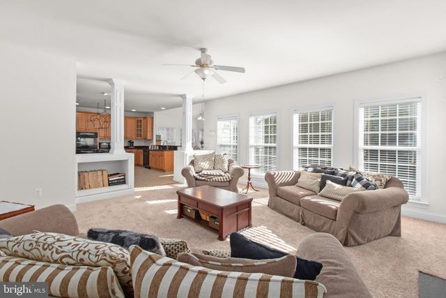 425 GENTLE BREEZE CIR, Fredericksburg, VA 22406