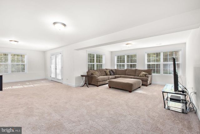 425 GENTLE BREEZE CIR, Fredericksburg, VA 22406