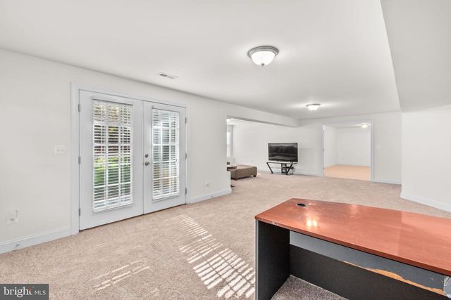 425 GENTLE BREEZE CIR, Fredericksburg, VA 22406