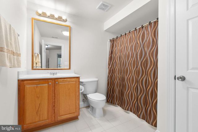 425 GENTLE BREEZE CIR, Fredericksburg, VA 22406