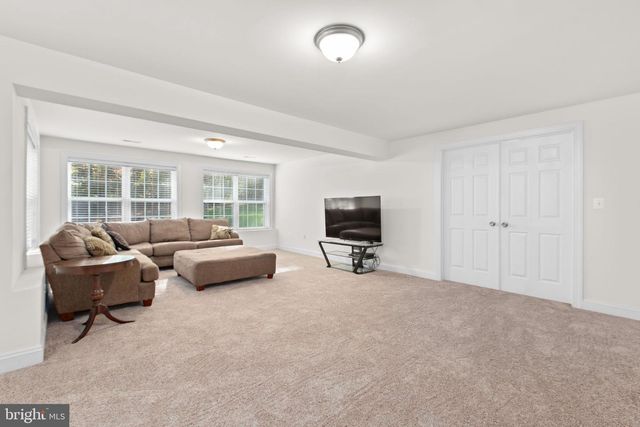 425 GENTLE BREEZE CIR, Fredericksburg, VA 22406