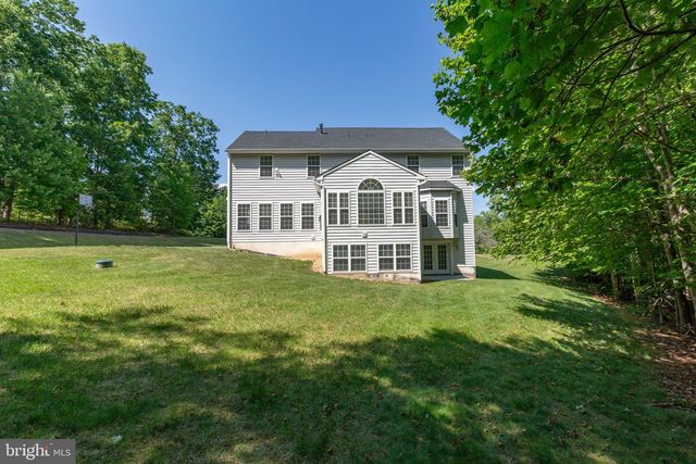 425 GENTLE BREEZE CIR, Fredericksburg, VA 22406