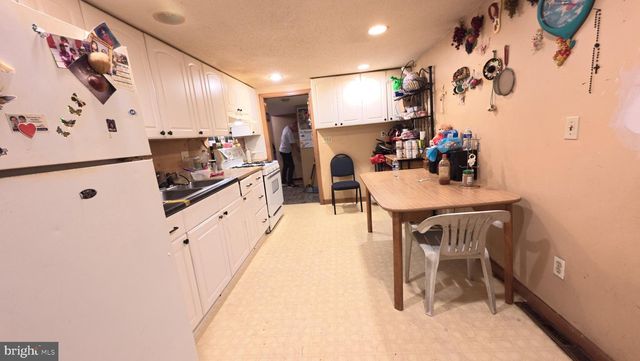 458 N BURLINGTON, Bridgeton, NJ 08302