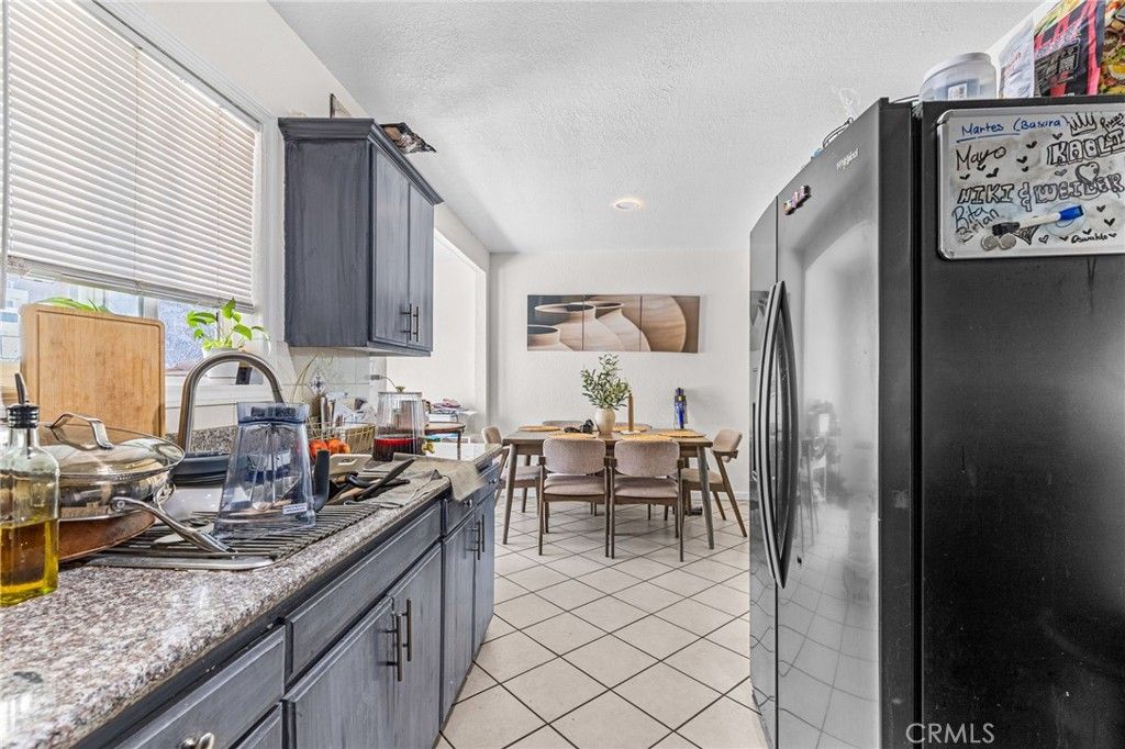 Image 16 of property listing at 2402 W 1st, San Bernardino, CA 92407