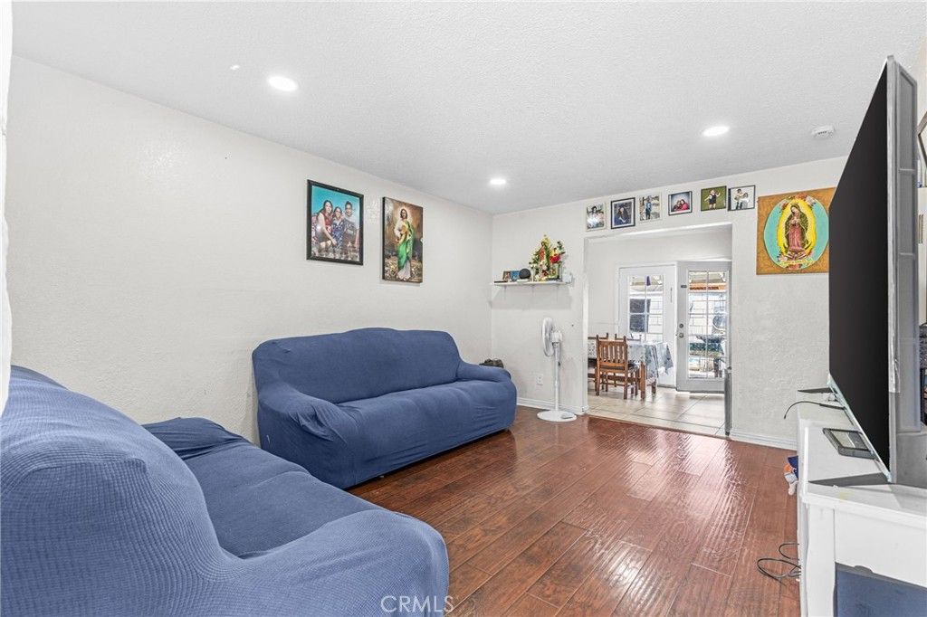 Image 19 of property listing at 2402 W 1st, San Bernardino, CA 92407