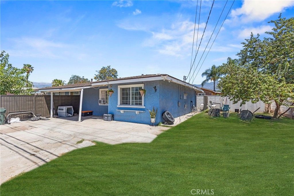 Image 3 of property listing at 2402 W 1st, San Bernardino, CA 92407