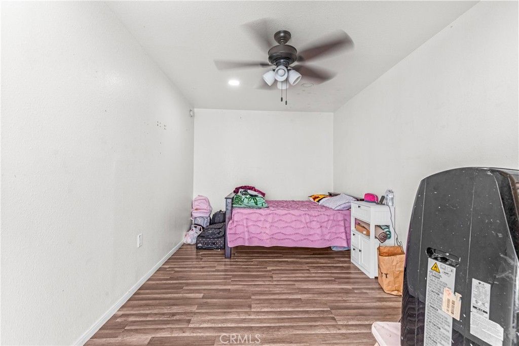 Image 9 of property listing at 2402 W 1st, San Bernardino, CA 92407