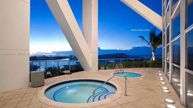 888 Biscayne Blvd 4106, Miami, FL 33132