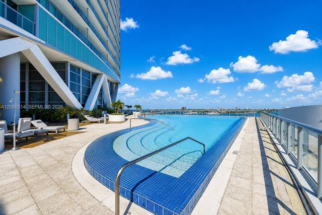888 Biscayne Blvd 4106, Miami, FL 33132