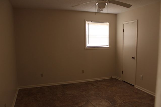 102 Greenridge Road, Dothan, AL 36301