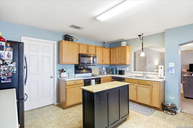 7311 Autumn Ledge, Converse, TX 78109