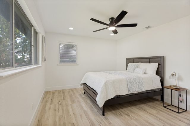 3816 Springbranch Drive, Benbrook, TX 76116
