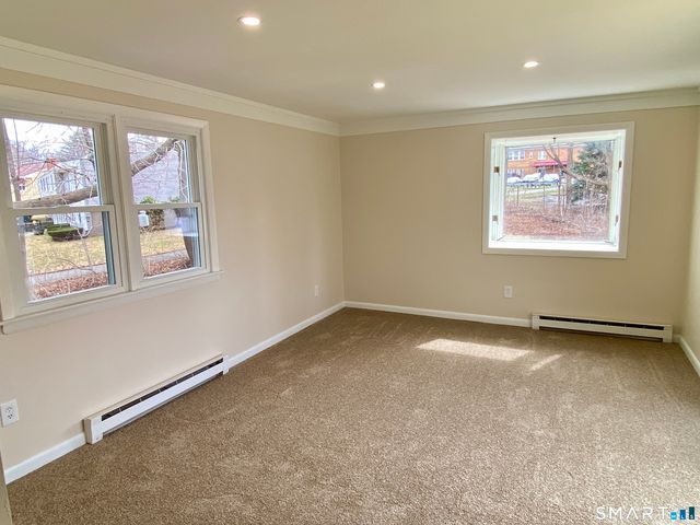 52 Lawton Road, Manchester, CT 06042