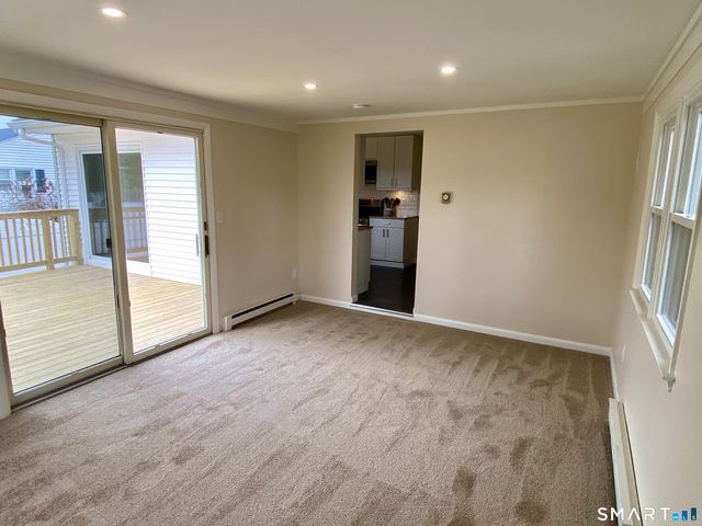 52 Lawton Road, Manchester, CT 06042