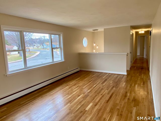 52 Lawton Road, Manchester, CT 06042