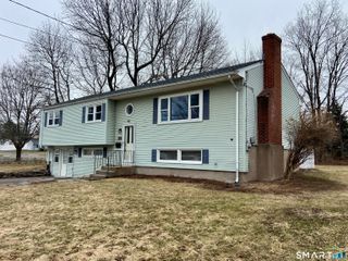 52 Lawton Road, Manchester, CT 06042