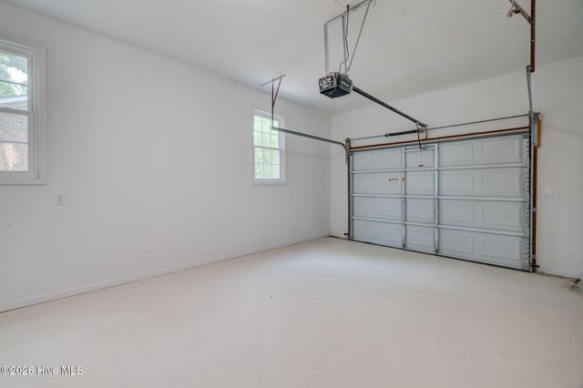 617 Windemere Road, Wilmington, NC 28405