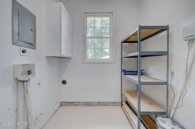 617 Windemere Road, Wilmington, NC 28405