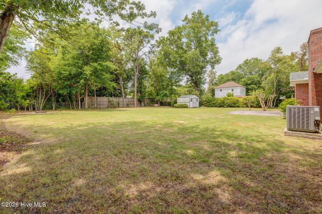 617 Windemere Road, Wilmington, NC 28405