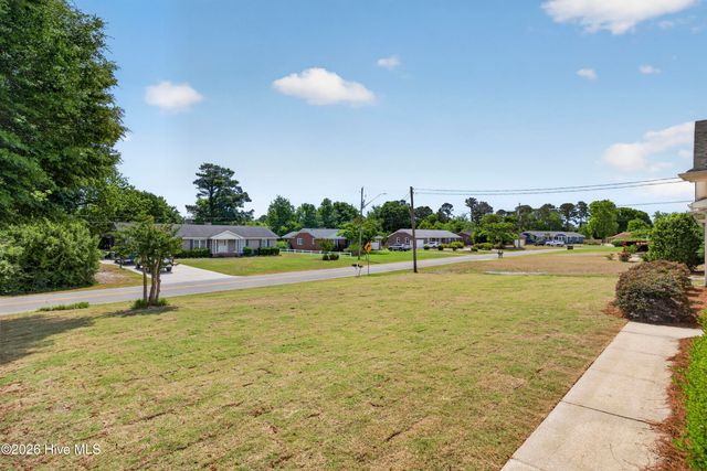 617 Windemere Road, Wilmington, NC 28405