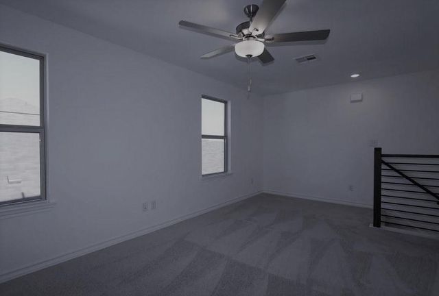 562 Papaya DR, Buda, TX 78610