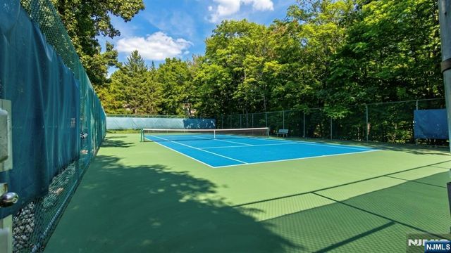 175 Warbler Drive, Wayne, NJ 07470