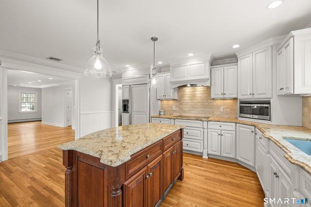 96 Hobby Drive, Ridgefield, CT 06877