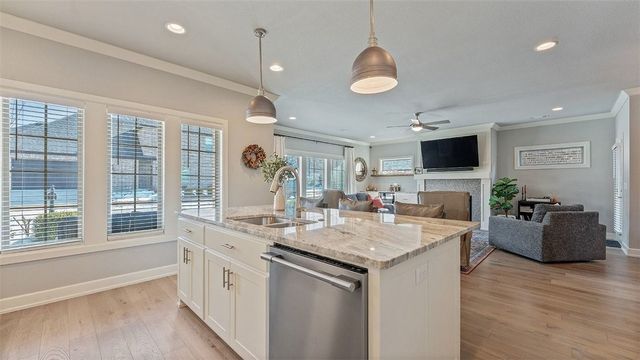 5222 S Brookmere Street, Rogers, AR 72758