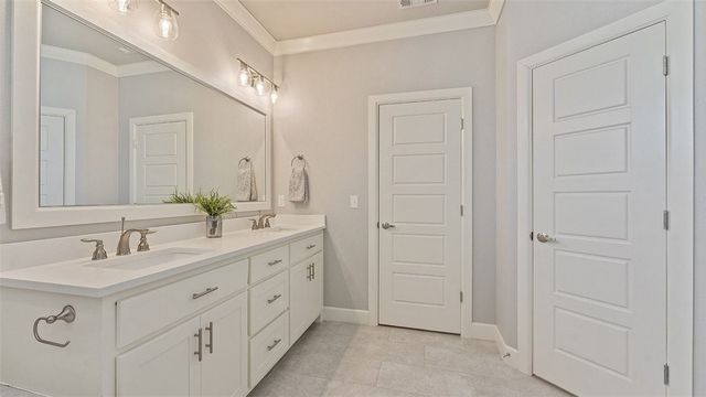 5222 S Brookmere Street, Rogers, AR 72758