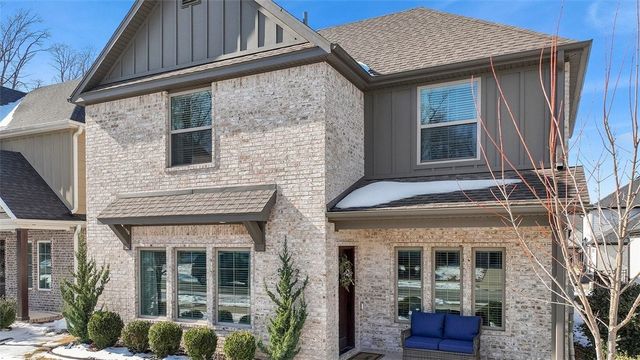 5222 S Brookmere Street, Rogers, AR 72758