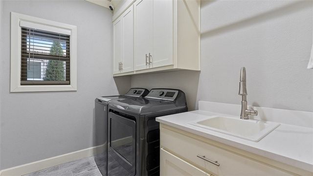 5222 S Brookmere Street, Rogers, AR 72758