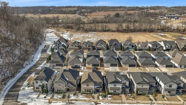 5222 S Brookmere Street, Rogers, AR 72758