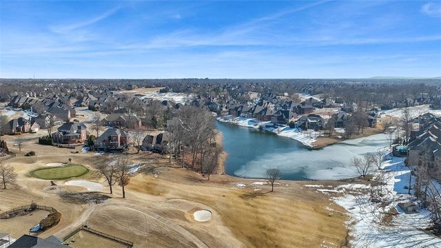 5222 S Brookmere Street, Rogers, AR 72758