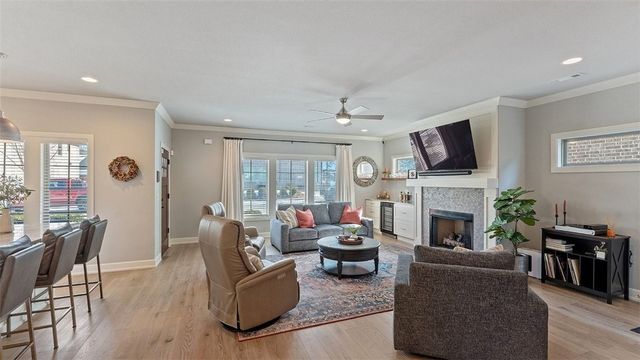 5222 S Brookmere Street, Rogers, AR 72758