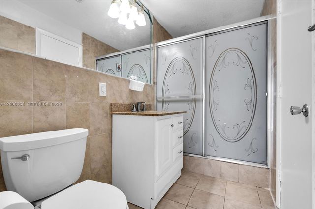 6534 NW 2nd St, Margate, FL 33063