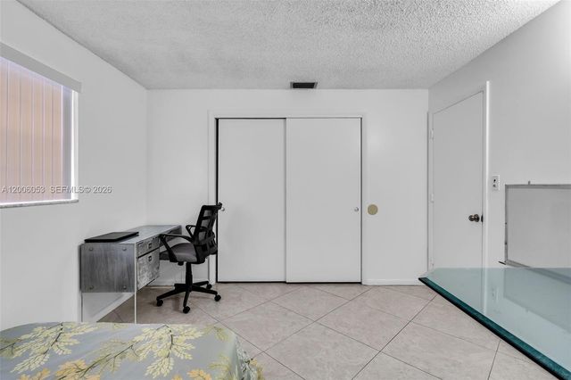 6534 NW 2nd St, Margate, FL 33063