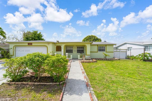 6534 NW 2nd St, Margate, FL 33063