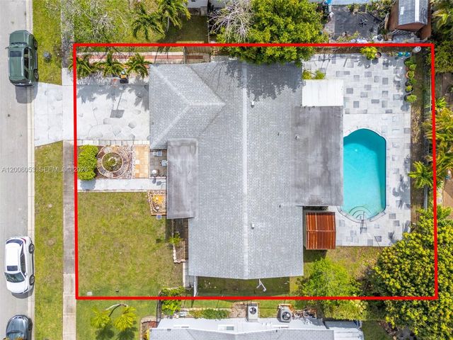 6534 NW 2nd St, Margate, FL 33063