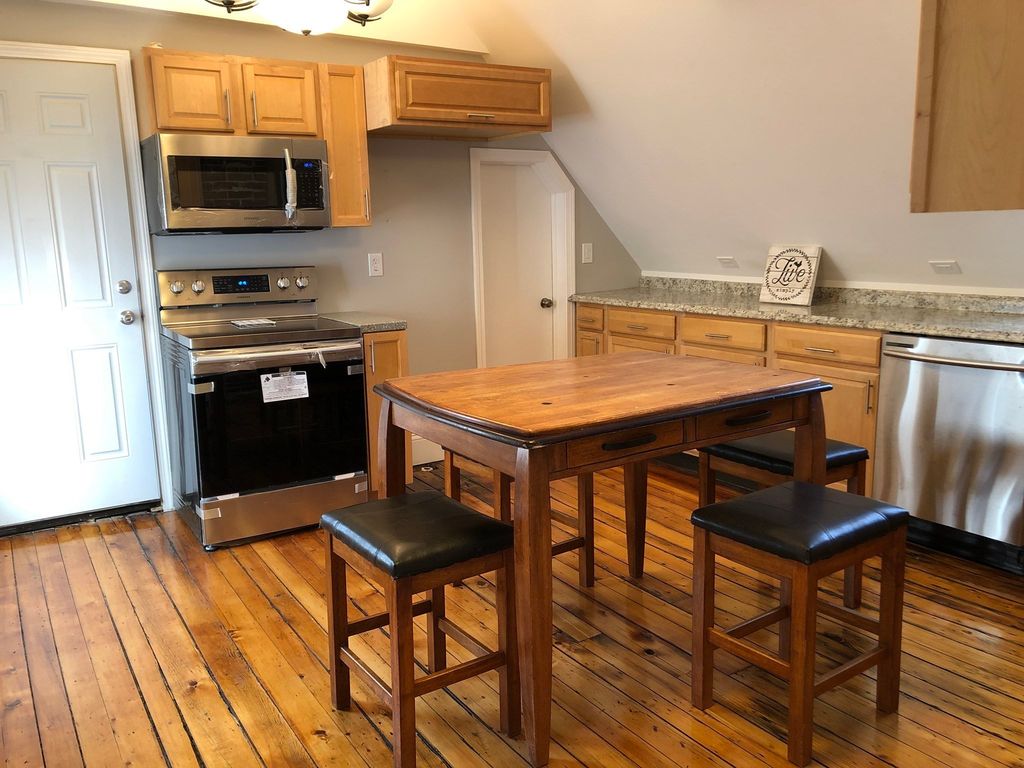 107 Boston Street 3, Salem, MA 01970