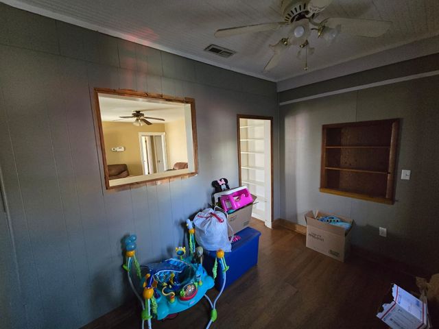966 Greenwood Ct, Clarksville, TN 37040