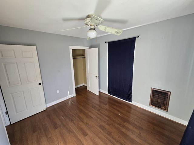 966 Greenwood Ct, Clarksville, TN 37040