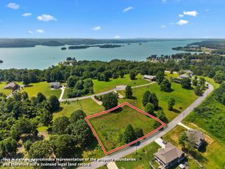 Woodstock Drive, Rutledge, TN 37861